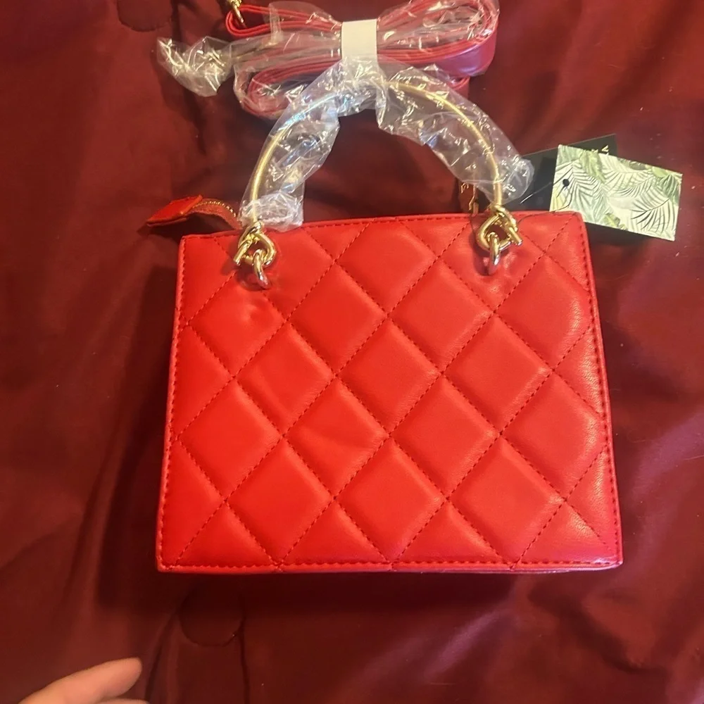 Badgley Mischka chic red